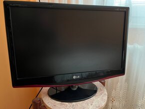 Televize LG M237WDP 23” FullHD LCD