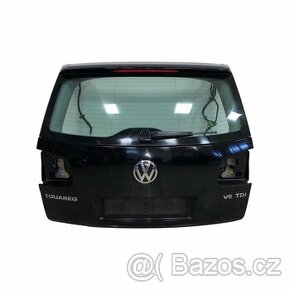 Páté dveře černá barva L041 VW Touareg 7L facelift r.v. 2009