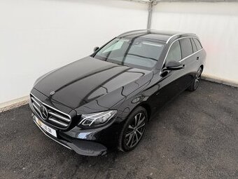Mercedes-Benz Třídy E, 300De 9-G DPH 1-MAJ Plug-in