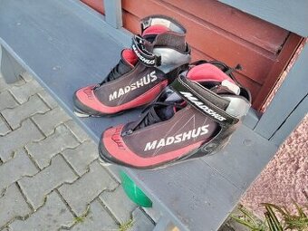 Boty na skate madshus 41