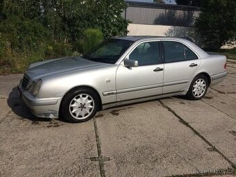 Prodám Mercedes-Benz W210, E 290 TD, r.v.1997, automat.