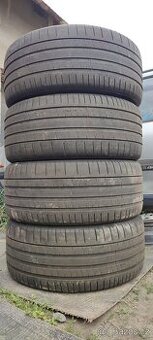 285/40 R21 109V XL Pirelli P Zero 2023