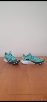 Nike zoom fly 3