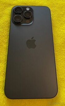 iPhone 15 Pro MAX (256GB černý titan) - záruka do 10/2026