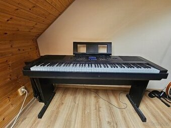 Yamaha DGX-660