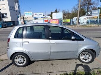 Lancia musa 1.4 benzin-lpg