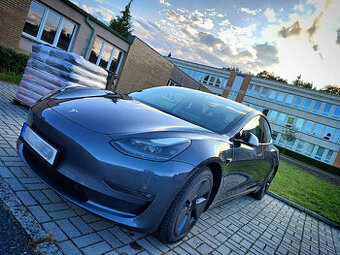 Tesla Model 3 Long Range AWD Refresh