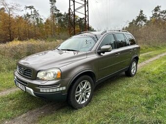 Volvo XC90 D5 AWD CZ 7 míst DPH