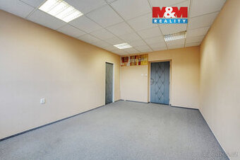 Pronájem kancelářského prostoru, 1096 m², Rokycany
