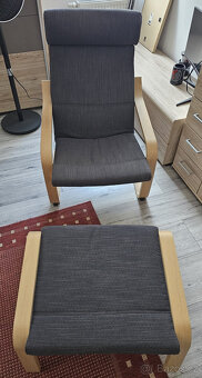 POANG + podložka dubová dýha/Skiftebo tmavě šedá// zadáno