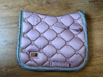 více věcí značky Equestrian Stockholm, Eskadron a Equiline