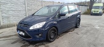 Ford Grand Cmax. 1.6tdci, nízký nájezd, navigace, klima