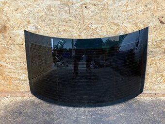 ZADNÍ OKNO AUDI A4 B7 SEDAN - 1