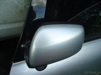 Toyota Avensis Verso 2004 - zpětná zrcátka boční