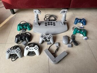 Sony dual-joystick,myš,multitap,ovladače
