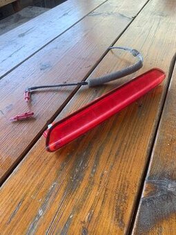 Brzdové světlo pátých dveří