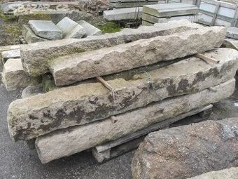 Staré kamenné sloupky, žulový sloupek, 50 ks