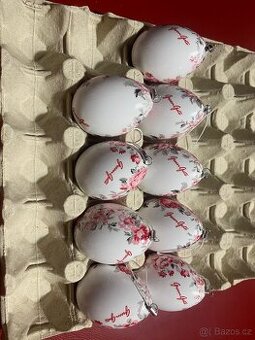 Plastová velikonoční vajíčka