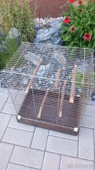 Klec na andulky, korelu....