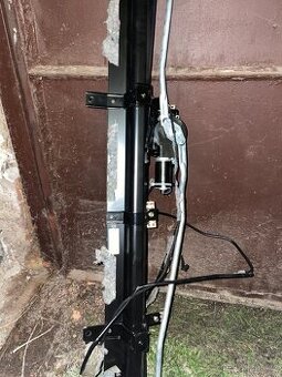 elektrická roleta na zadní okno Audi A8D3