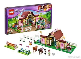 LEGO Friends 3189 Stáje v Heartlake