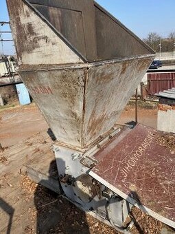 Drtič kůry DR-V 500x250