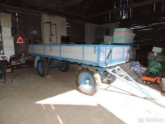 vlek, přívěs, valník