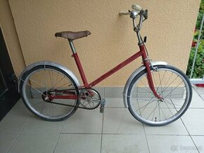 Silniční kolo pionýr