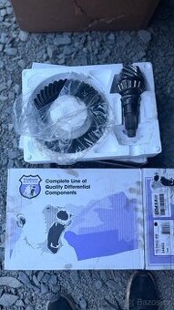 Přední+zadní hruška diferenciálu na Dana44 Jeep wrangler JL