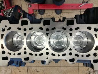 Spodek motoru 2.3 Dci M9R