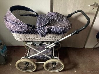 Retro kočárek lonex