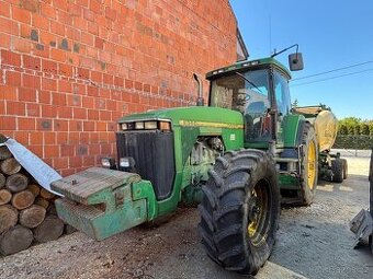 John Deere 8300