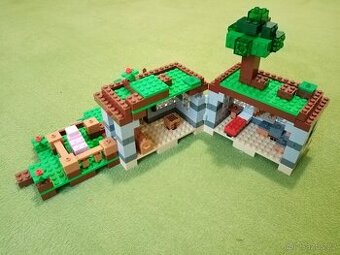 LEGO Minecraft 21115 První noc