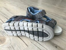 Dětské sandály kožené,jednou nošené,vel.27 - 1