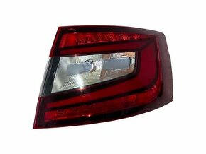 LED zadní pravé světlo 5E5945712 Škoda Octavia 3 FL sedan 19