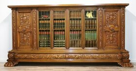 Starožitná neorenesanční knihovna s erby - 358 cm - 1