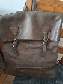 Prodám : koženkový batoh