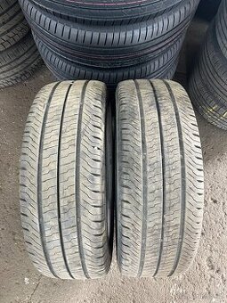 225/65 R16 C Continental