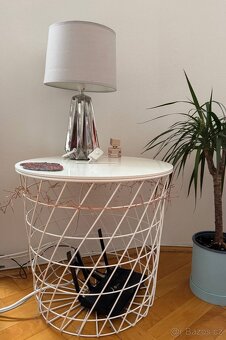 Stylish Coffee Table & Elegant Lamp - Cozy Combo - 1