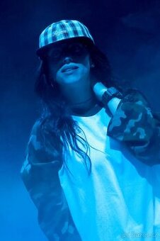 BILLIE EILISH