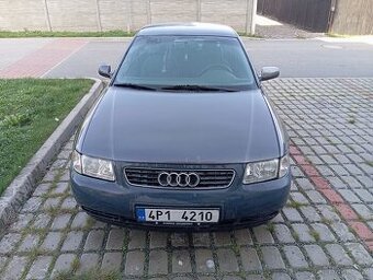 Audi A3 1.6 benzin