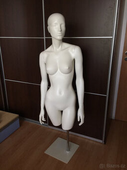 Figurína dámská - 1