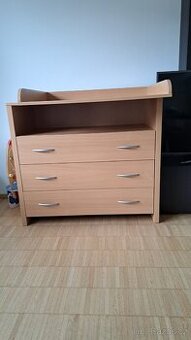Přebalovací komoda
