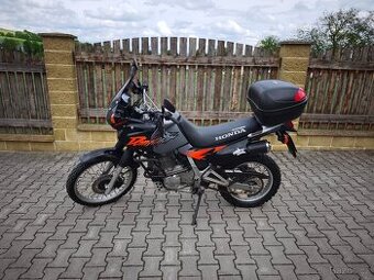 Honda nx 650 dominator - 1