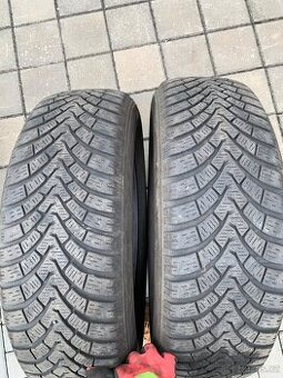Zimní pneu 215/65 R17