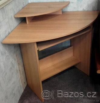 2 pracovní nové ROHOVÉ stoly PC 90x90/75-85v.s výsuv.a polic