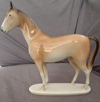Porcelánová figurka