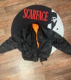 Bomber jacket