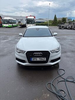 Audi A6 Quattro 3.0 TDI biturbo S-line