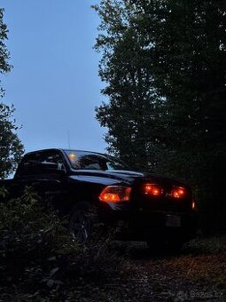 Dodge Ram 5.7hemi - 1